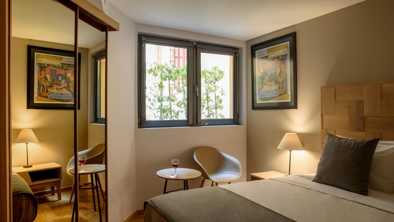 Fos Downtown Suites Athènes Extérieur photo
