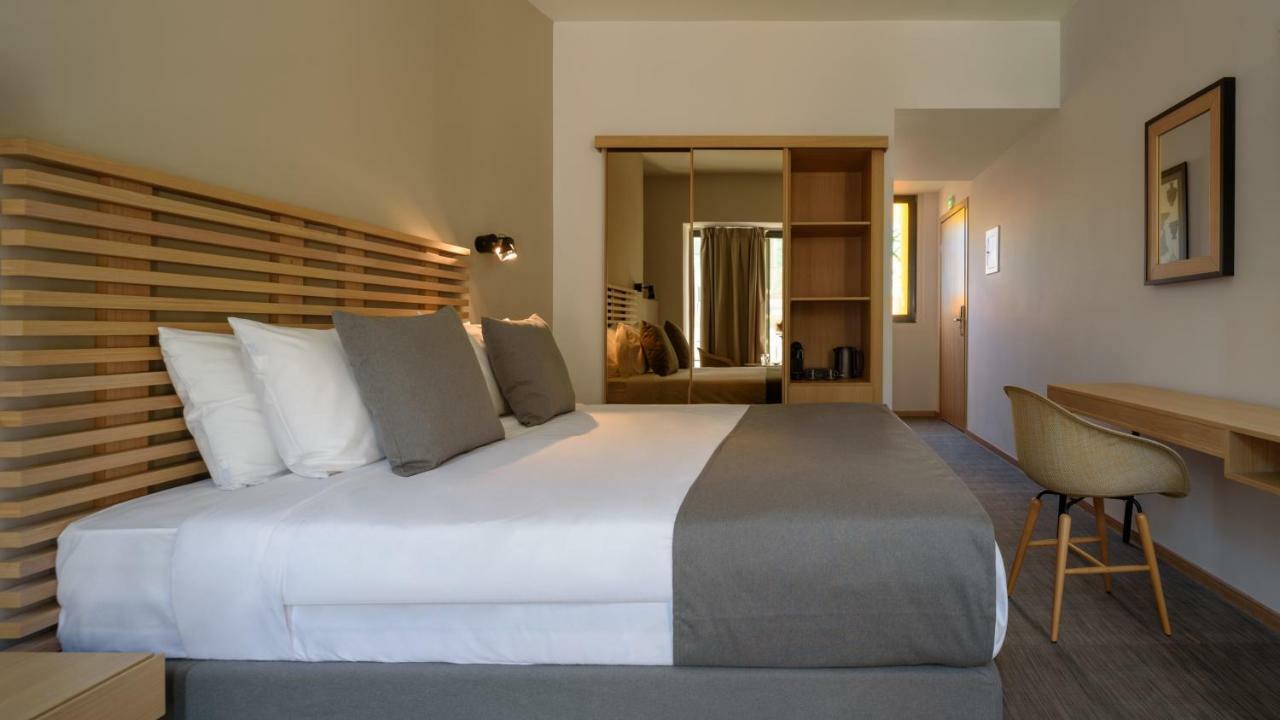 Fos Downtown Suites Athènes Extérieur photo