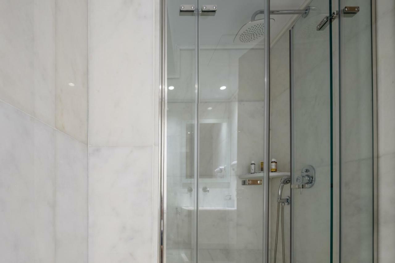 Fos Downtown Suites Athènes Extérieur photo