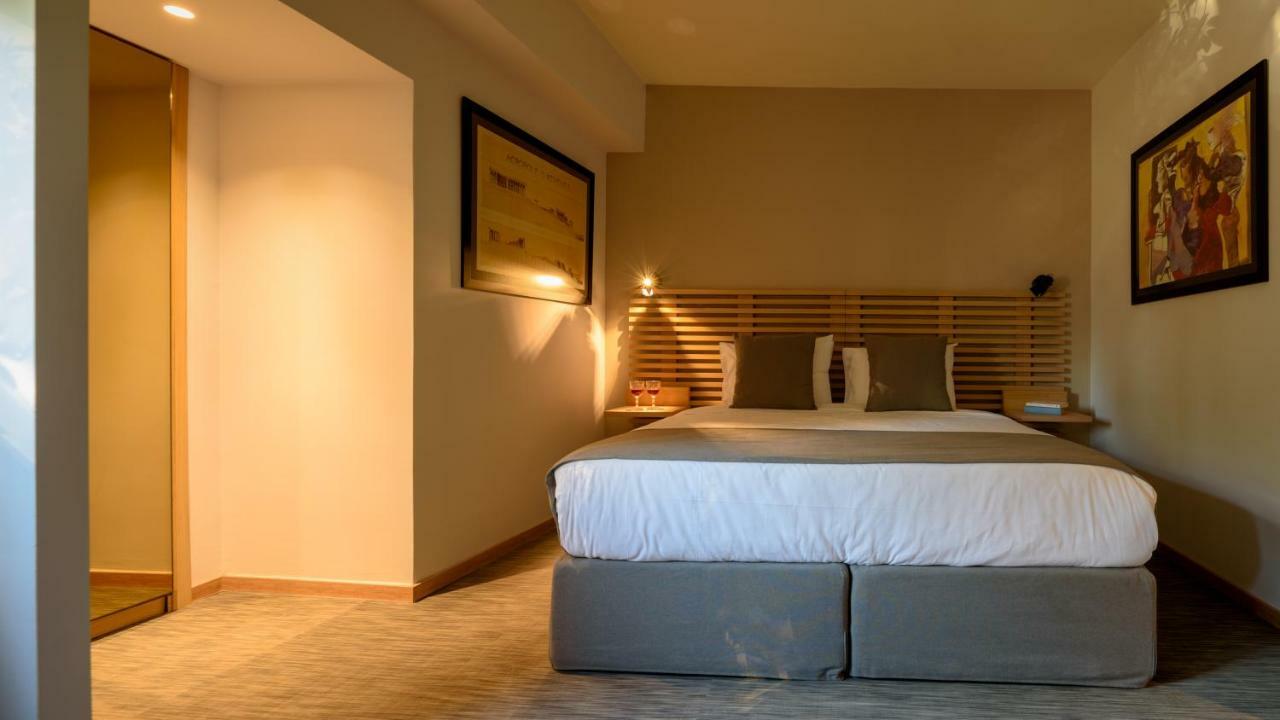 Fos Downtown Suites Athènes Extérieur photo